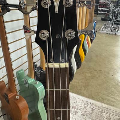 Epiphone Newport Bass - Cherry - B Stock image 2
