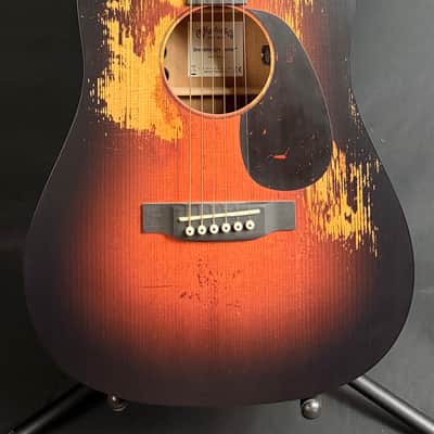 Martin D Jr. E StreetLegend Dreadnought Junior Acoustic-Electric Guitar Sunburst w/ Case (684)