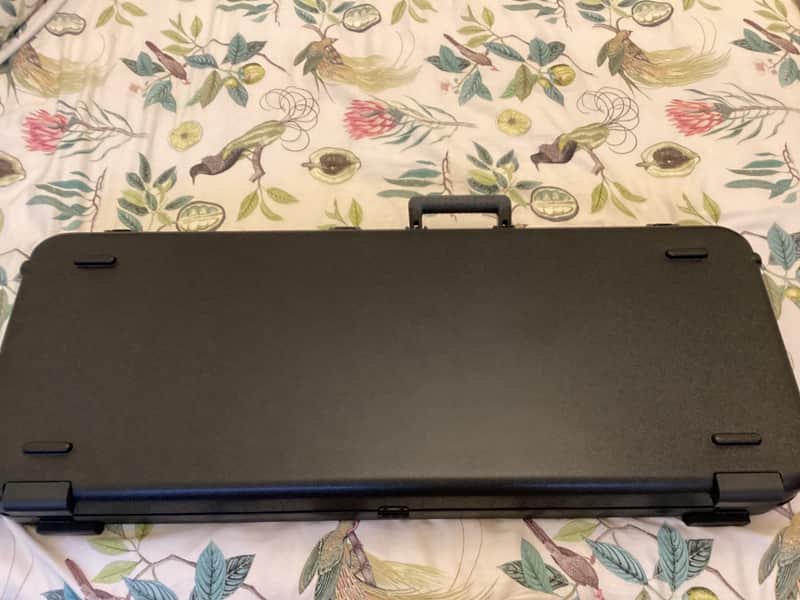 Fender Deluxe Molded Acoustasonic Stratocaster / Telecaster Hardshell Case 2010s - Black image 1