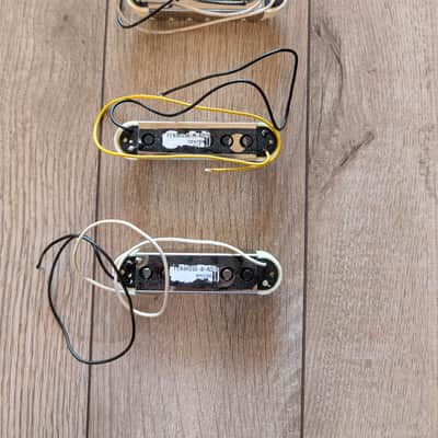 Squier By Fender Vintage Modified Bass XI Pickups 2015 image 3