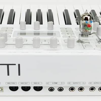 Access Virus TI2 Polar Synthesizer Keyboard 37-Key + Fast Neuwertig + Garantie image 7