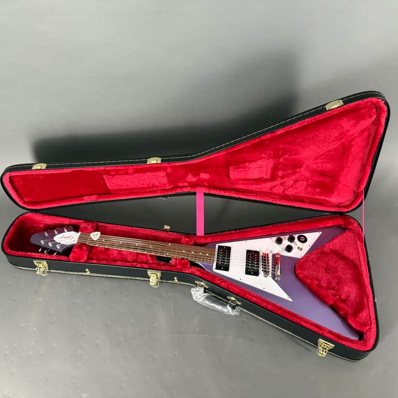 Kirk Hammett Signature Flying V Purple inkl. original Hardshell Case image 1