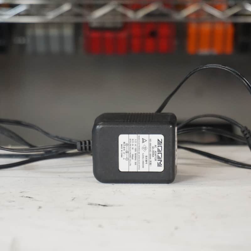 1990s Zoom AD-0006A 9v Power AC Adapter Black