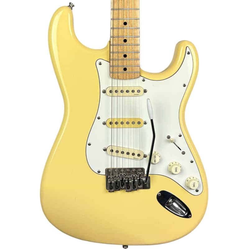 Fender Japan 72 Reissue Stratocaster ST72-86DSC 2006-2008 - Vintage White image 1