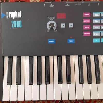 Sequential Prophet 2000 61-Key 8-Voice Polyphonic Synthesizer 1985 - Black image 3