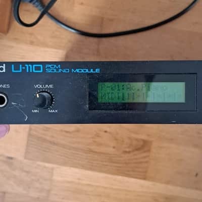 Roland U-110 PCM Sound Module 1988 - 1990 - Black
