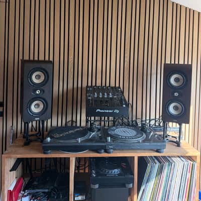 Focal Shape Twin 2.5-Way Active Studio Monitor (PAIR) Dec 2020 - wood image 3