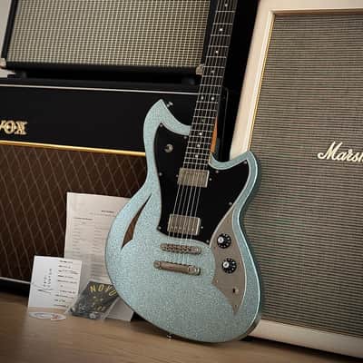 Novo Miris H2 Custom - Relic Ice Blue Metallic Sparkle  Sumpfesche Body, Ebenholz Griffbrett, Fralin PAFs, nur 3,15kg! ​​ 2025 - Ice Blue Metallic Sparkle Aged Relic image 22