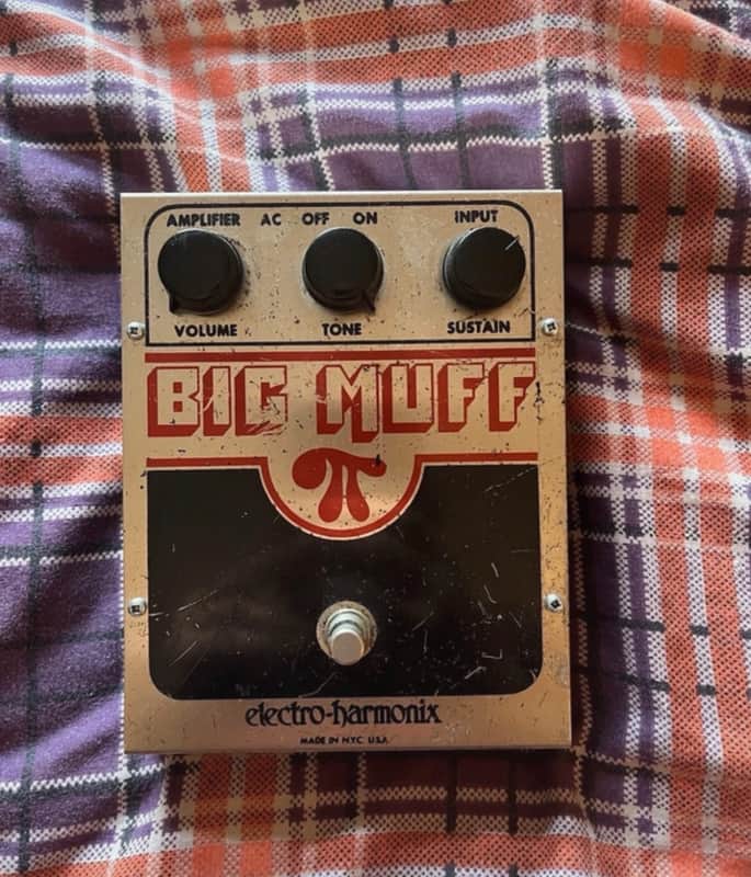 Electro-Harmonix Big Muff Pi V3 (Red & Black) 1977 - 1978 - Silver image 1