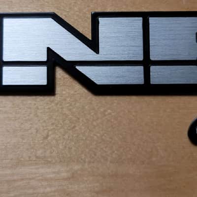Line 6 Classic Logo - Metal image 6