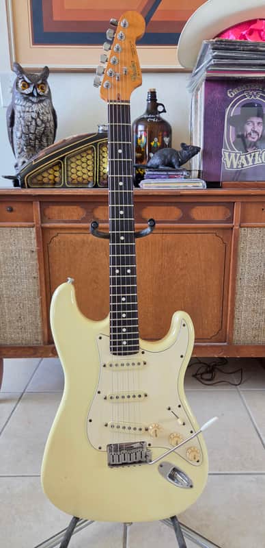 Fender Stratocaster Standard