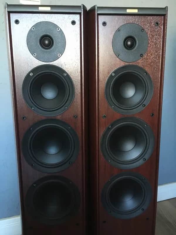 Jamo Classic 8 - 3-Way Floorstanding Speakers, Denmark image 1