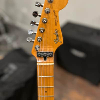 Fender Stratocaster 1984-1987 - Sunburst image 3