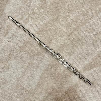 Yamaha YFL-261 Standard Open Hole Flute | Reverb