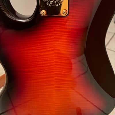 Fender 50th Anniversary Jazz Bass 1995-96 - Flame Maple Anniversary Burst image 6