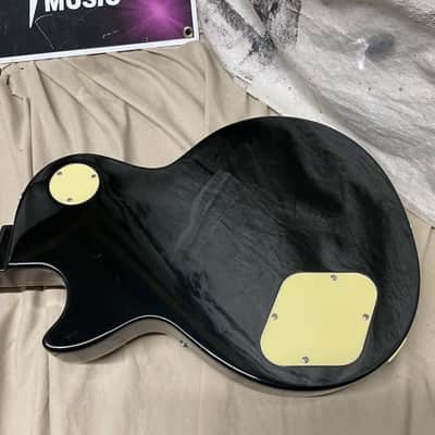 Carols Universal Music Custom Skull Singlecut Electric Guitar image 14