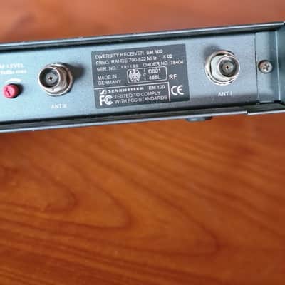 Sennheiser 🎤 Sennheiser EM 100 True Diversity Receiver | 786–822 MHz image 8