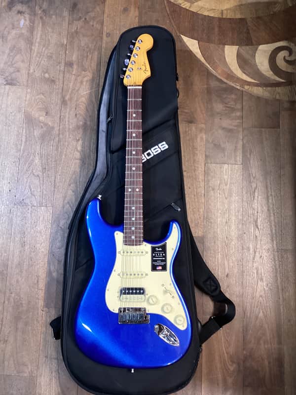 Fender American Ultra Stratocaster HSS with Rosewood Fretboard 2019 - Present - Cobra Blue image 1