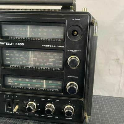 Old Radio Grundig Satellit 3400 World Radio image 2