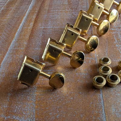 Fender Tuning Pegs & Bushings For Telecaster Stratocaster Vintage Style Gold PW Stamped image 3