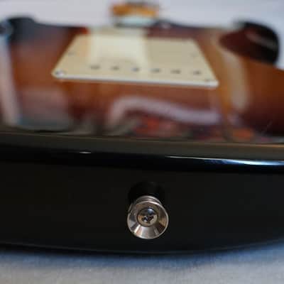 Cool Z Fujigen ZST-M10R Strat 3 Tone SB 24.75" Scale V. Good image 19