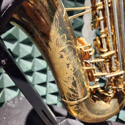 Buescher "400" Alto Saxophone 1942-44 image 4