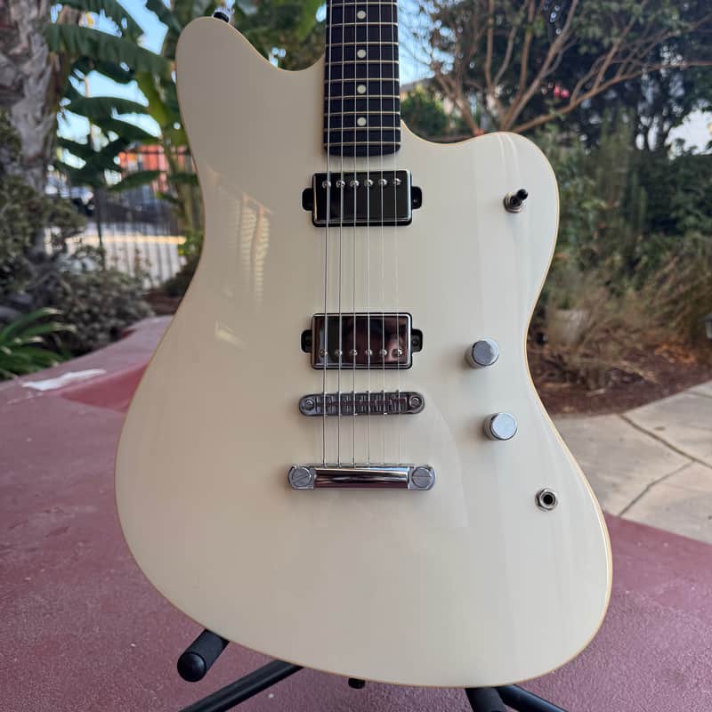 Fender MIJ Modern Jazzmaster