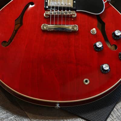 Minty! 2022 Gibson ES-335 Semi-Hollow Electric Guitar Cherry Gloss + OHSC image 6