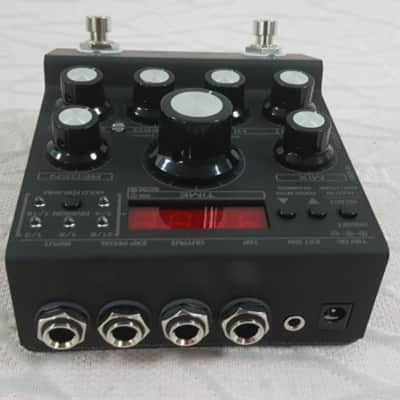 Suhr Dark Discovery Analog Delay Pedal image 2