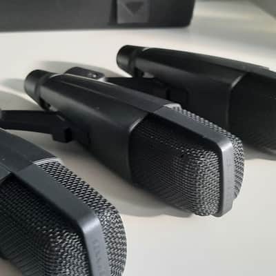 3x Sennheiser MD 421 II Cardioid Dynamic Microphones 2002 - Present - Black image 2