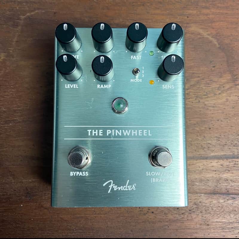 Fender The Pinwheel Rotary Speaker Emulator 2019 - Present - Green image 1