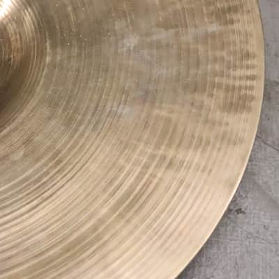 Zildjian 15.5" A Avedis Suspended Cymbal Vintage 1960's 1,355g imagen 11