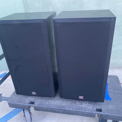 Cerwin vega floor standing speaker pair Re30 image 1