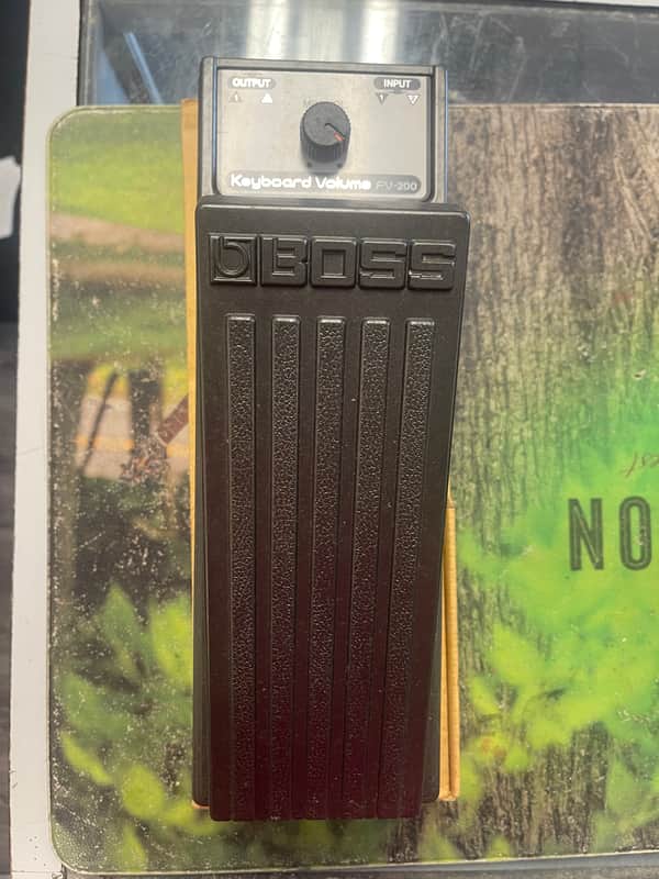 Boss FV-200 Volume Keyboard Pedal image 1