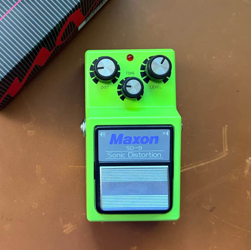 Maxon SD-9 Sonic Distortion 2010s - Neon Green image 1