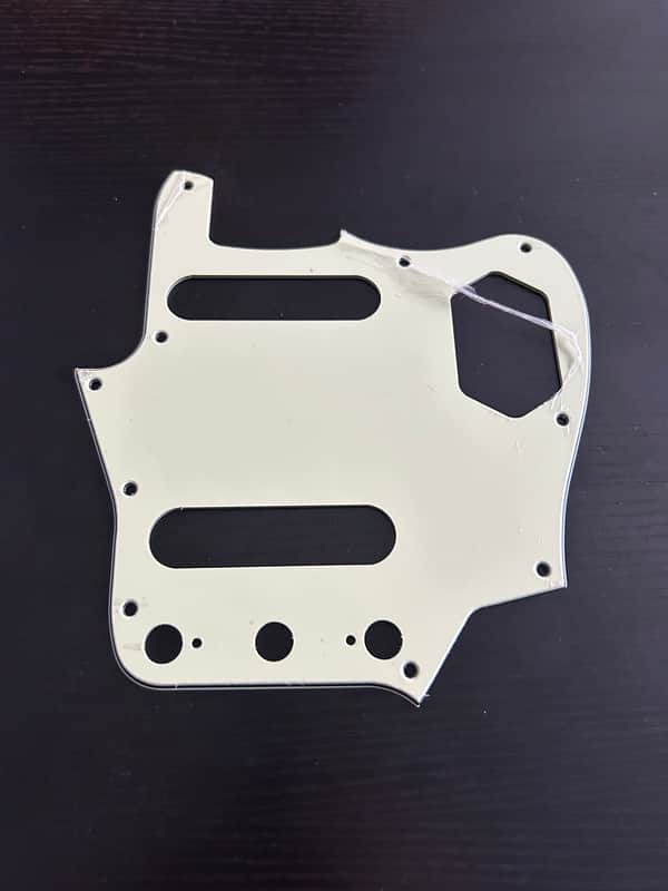 Fender Jaguar Pickguard - Mint Green image 1