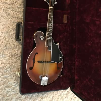 Ratliff R5  Mandolin,  F style with deluxe case. image 2