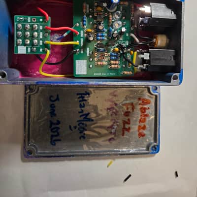 Handmade "Ablaze Fuzz" -- ULTRA HIGH-GAIN 3-stage MOSFET Fuzz for Doomers, Original Design! image 7