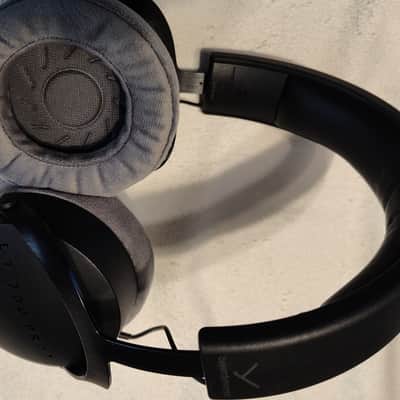 Beyerdynamic DT 700 Pro X Closed-back Studio Mixing Headphones image 3