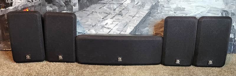 Boston Acoustics Boston Acoustics MCS 160 satilite speakers 5 speakers (no subwoofer) 2011 - Black image 1