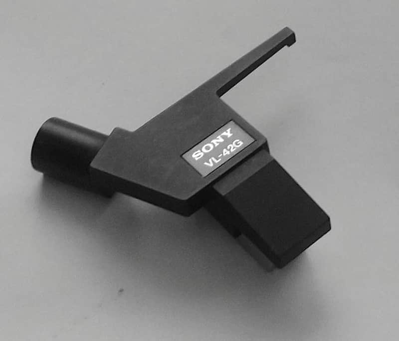 Sony Headshell VL-42G ~ s. g. Zustand, ausgenommen die Nadel alles andere volle Funktion (Stylus unter 10€ im eBay)