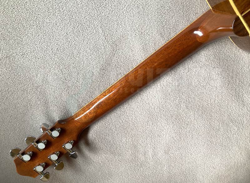 MARC BENETEAU (CANADA) LUTHIER-BUILT CONCERT ACOUSTIC 1992 w/HSC