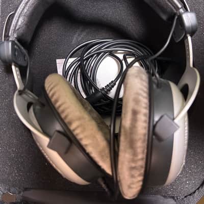 Beyerdynamic DT 880 Premium Edition (250 Ohm) Semi-Open image 4