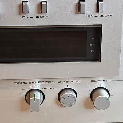 Akai Akai GX-M30 ivintage 2-head, single compact cassette deck 70s  - Metal imitation wood cabinet image 6