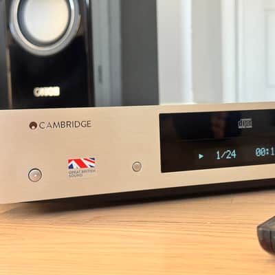 Cambridge Audio CXC v2- CD Player ~MINT~ + REMOTE ! Free Shipping image 2