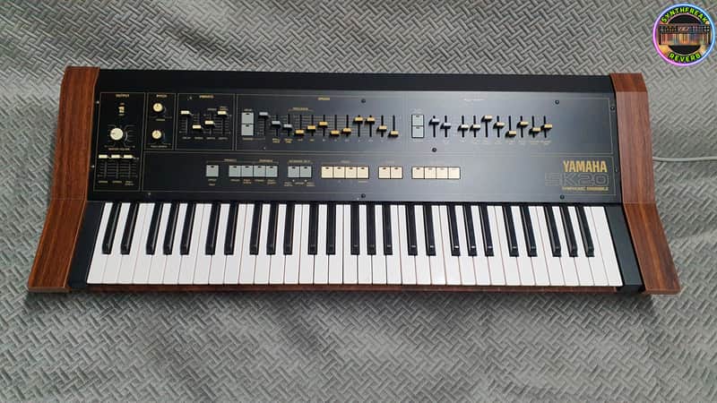 Yamaha SK-20 Symphonic Ensemble Synthesizer 1979 - 1980 - Black image 1