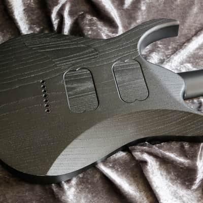 GB Liuteria Custom Boutique Ergal 7 string shark edition Bild 14