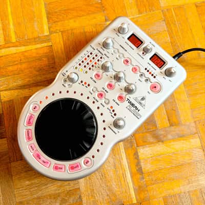 Behringer DFX-69 Tweakalizer - High-End DJ Effects Processor and Sampler with Real-Time Control! image 12
