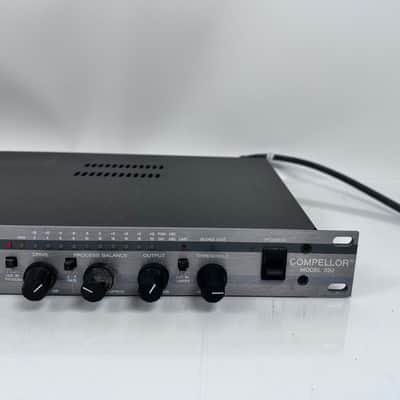Aphex Compellor 320 Stereo Compressor Leveler Limiter image 4