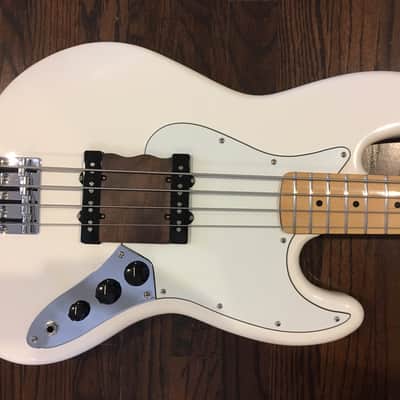 Bass Ramp Thumb Rest for American and Mexican MIM Fender Standard Jazz Bass - BONK image 3